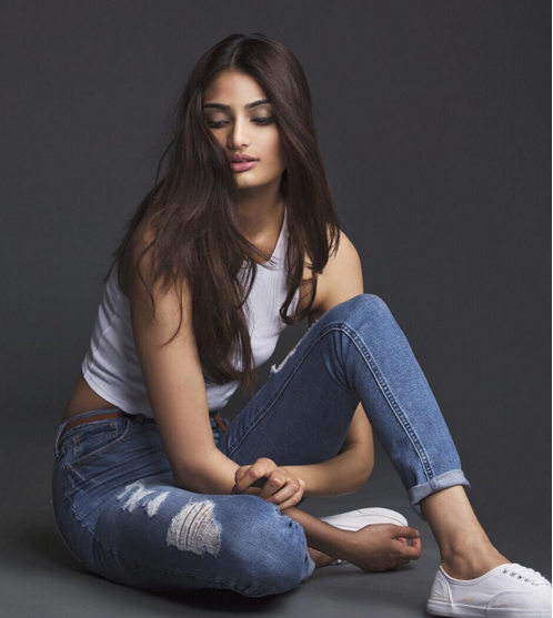 These Instagram photos of Athiya Shetty will blow your mind!