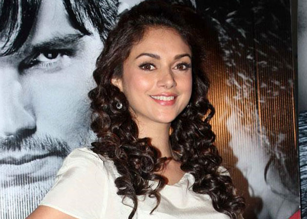 Aditi Rao Hydari smiling