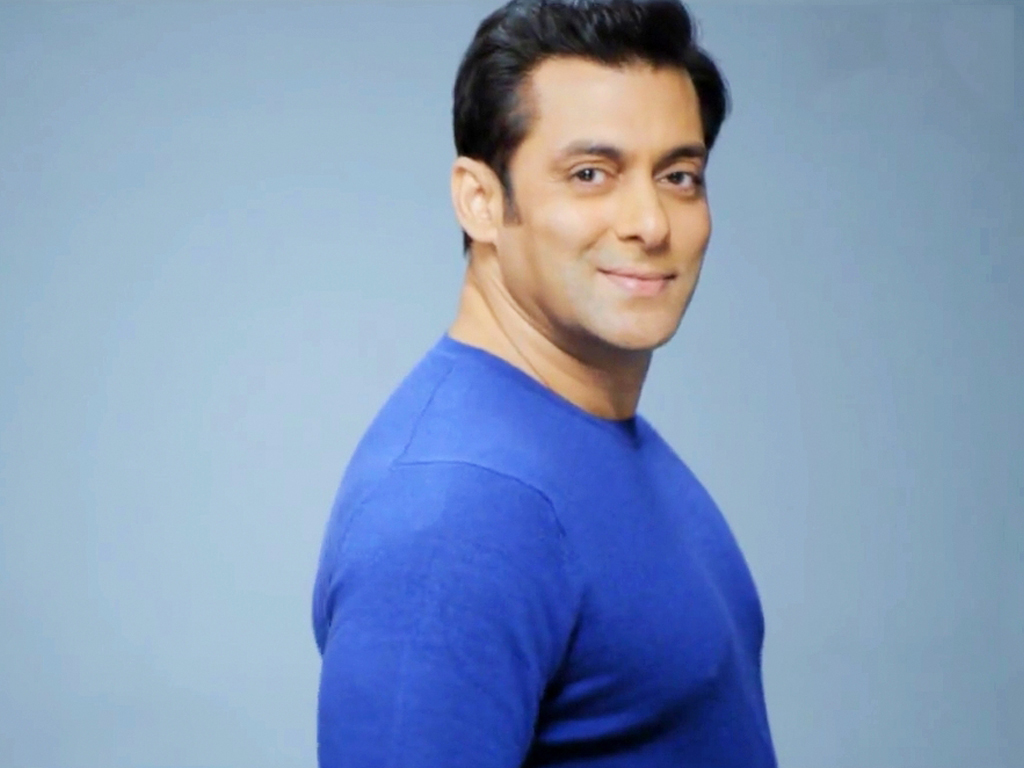 OMG -  Salman Khan to Perform At Chicago