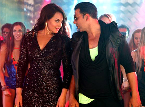 Akshay Kumar with Sonakshi Sinha