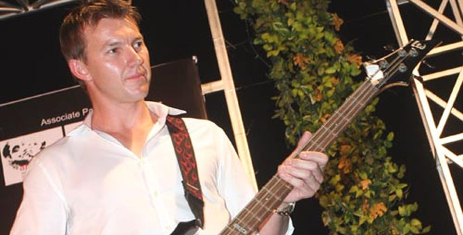 Brett Lee in Big Boss 7