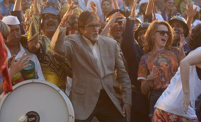 Amitabh Bachchan shoots for Sanjay Dutt