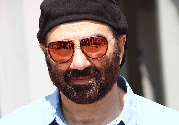 Sunny Deol - I don't think one should give stars or ratings to a film
