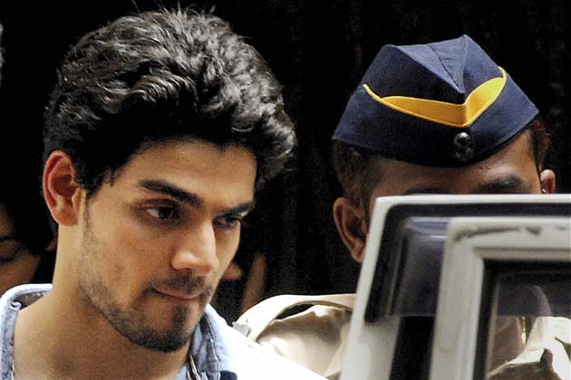 Suraj Pancholi was at a hotel when Jiah Khan died