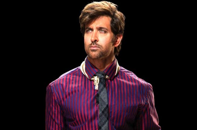 Breaking - Hrithik Roshan moving out of his parents home