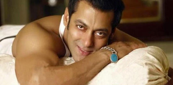 Salman Khan to distribute his signature bracelet