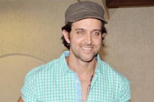 Video : Hrithik Roshan celebrates his 40th birthday with his sons in a private yacht
