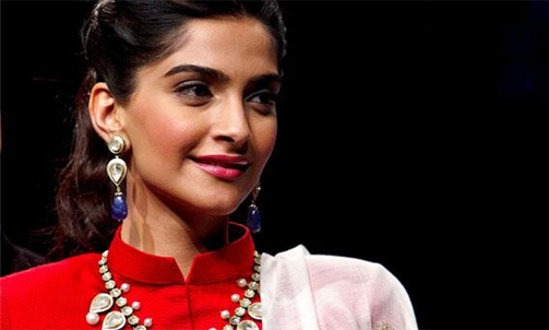 Sonam Kapoor to play a politician in her next