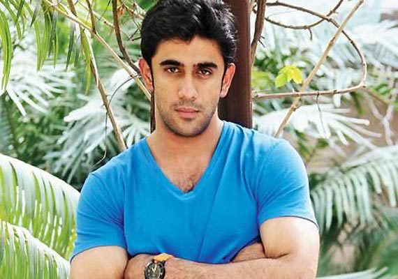 Injury knocks Amit Sadh out of action for three weeks