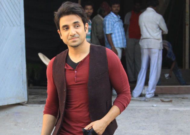 Vir Das: It's my responsibility to try various genres