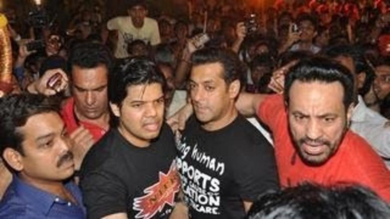 Shocking - Salman Khan Slaps his Bodyguard