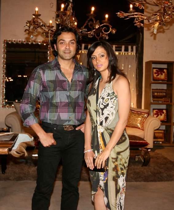 Bobby Deol , Tanya