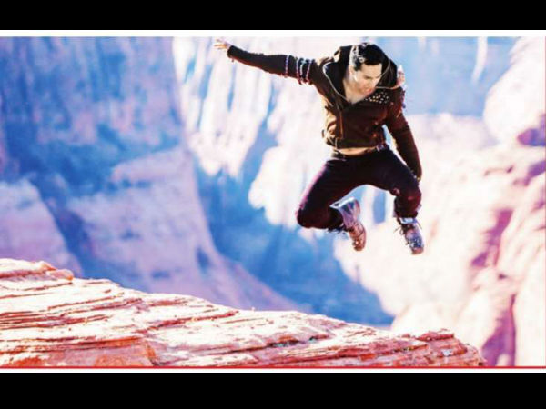 OMG: Varun Dhawan does stunt over 'Grand Canyon'