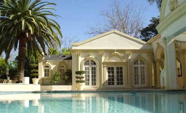 mannat swimming pool