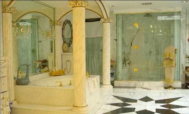mannat bathroom