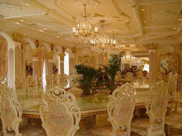 shahrukh khan's dinning table