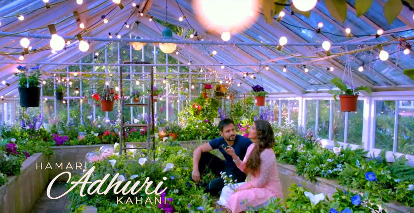 'Hamari Adhuri Kahani' movie still