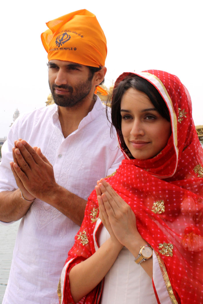Aditya Roy Kapur with Shraddha Kapoor