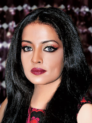 Celina Jaitly make up disaster
