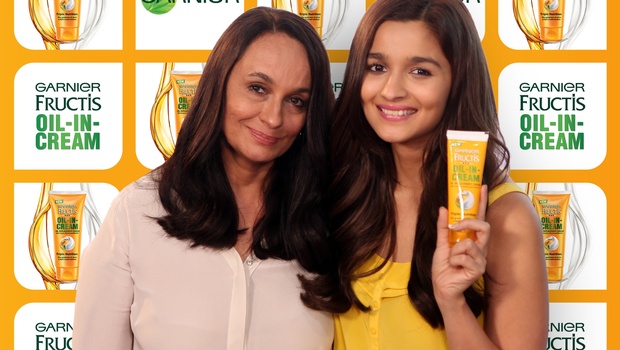 Alia Bhatt Soni Razdan at Garnier promotions