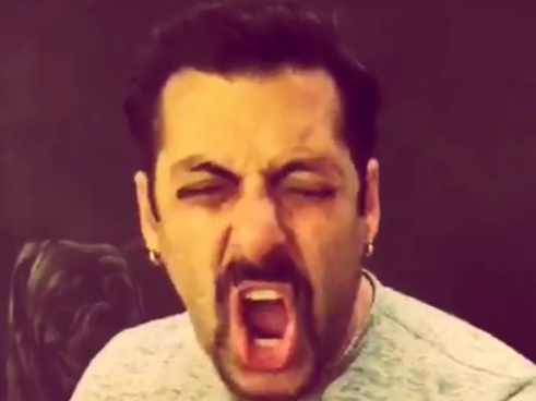 Salman Khan & Sonakshi Sinha Dubsmash