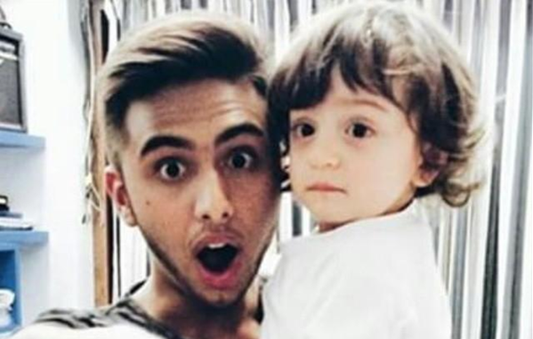 AbRam Khan Selfie Video