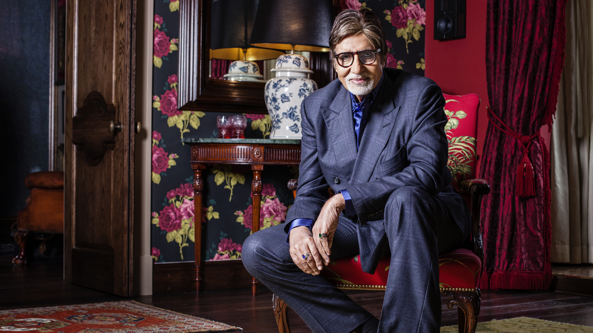 Амитабх баччан. Amitabh Bachchan. Дом Амитабх Баччан. Амитабх Баччан фото.