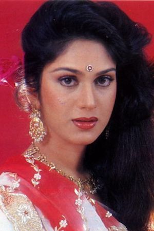 Meenakshi Sheshadri hairstyle.