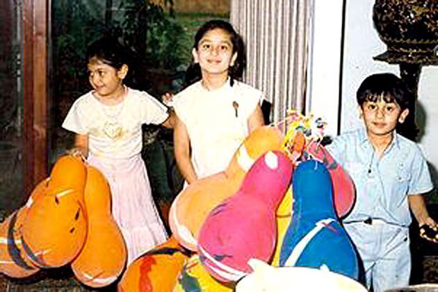 Ranbir Kapoor with his cusions