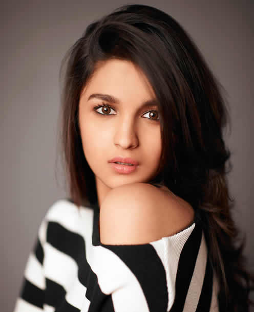 Alia Bhatt in new look