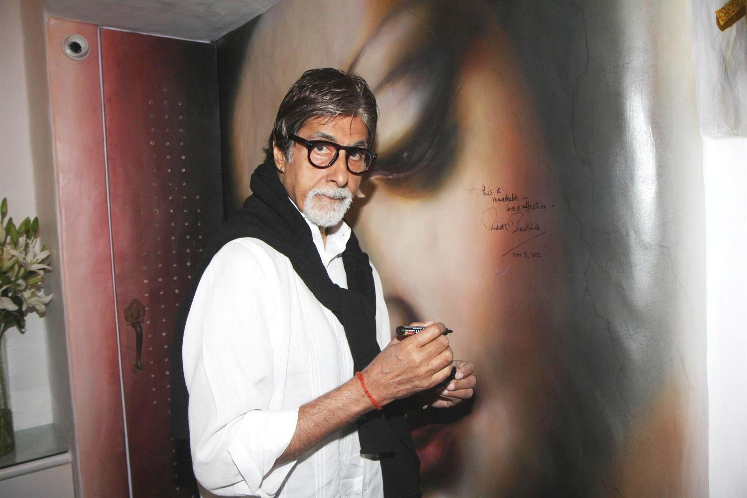 Amitabh Bachchan writting