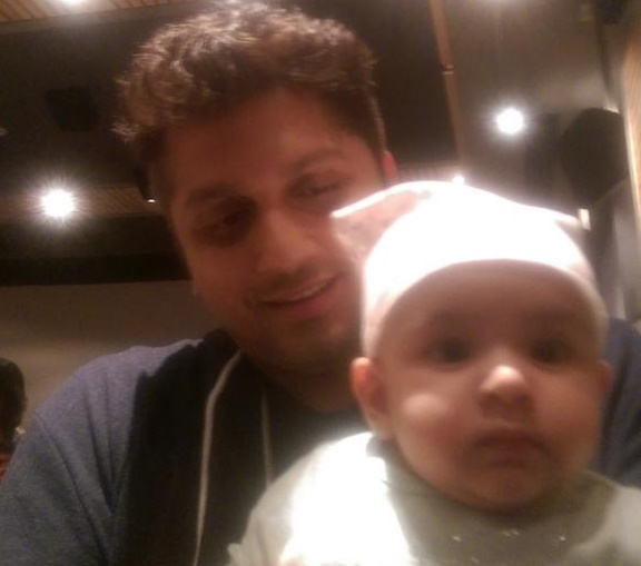Mahesh Bhatt tweets first picture of Mohit Suri's daughter