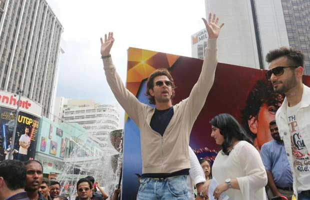 Hrithik Roshan IIFA 2015