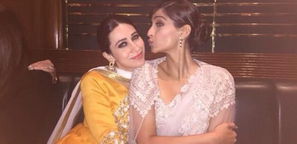Karisma Kapoor with Sonam Kapoor clicked selfie