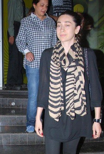 Karisma Kapoor without make up