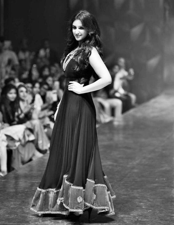 Parineeti Chopra ramp walk