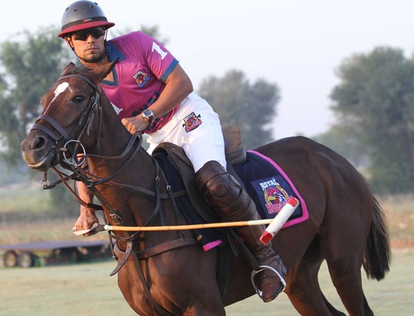Randeep Hooda horse riding