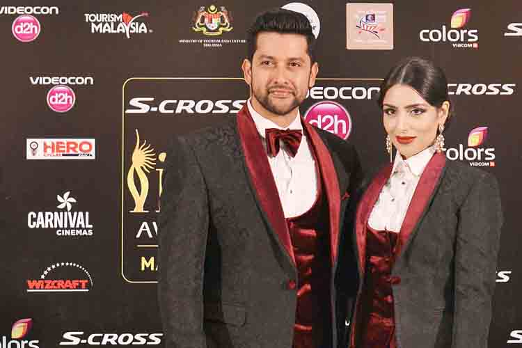 Aftab Shivdasani and wife at IIFA