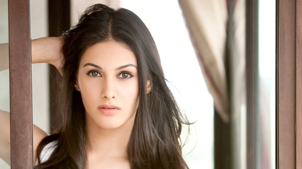 Amyra Dastur