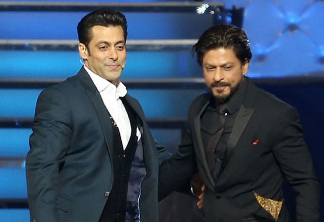Shahrukh Khan Salman Khan at an awards function