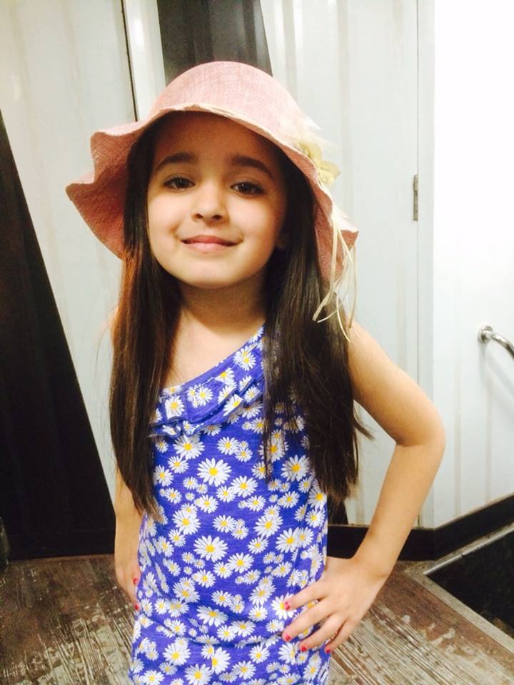 Naisha Khanna Cute Images