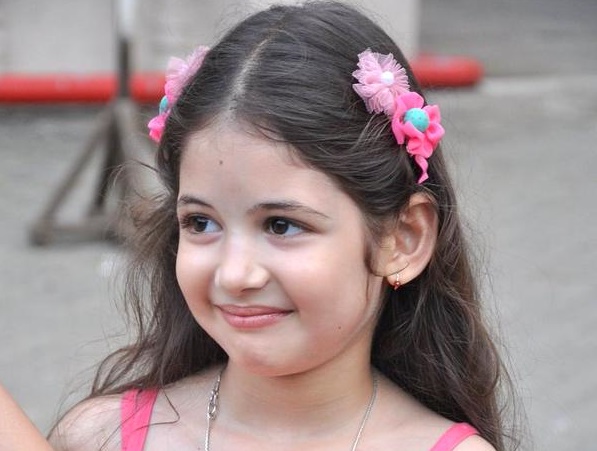 Harshaali Malhotra photos