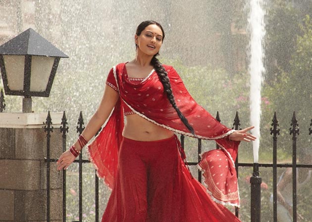 Revealed How Did Sonakshi Sinha Become Fat To Fab Bollywood Bubble