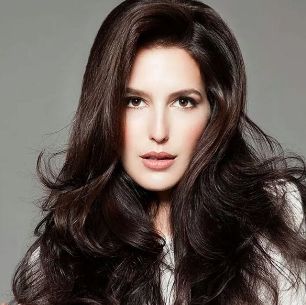 Isabel Kaif is Katrina Kaif's sister