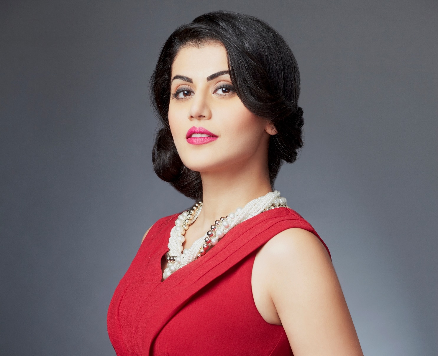Taapsee Pannu' photoshoot
