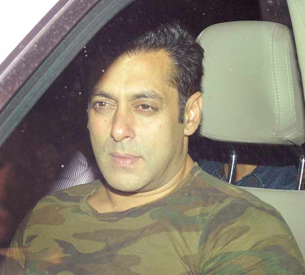 Salman Khan in tears watching 'Bajrangi Bhaijaan'