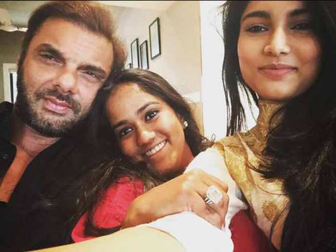 Inside Pictures - Salman Khan's Eid Bash