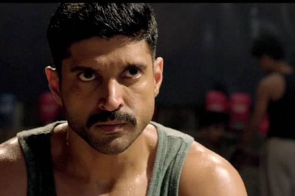Farhan Akhtar in Wazir