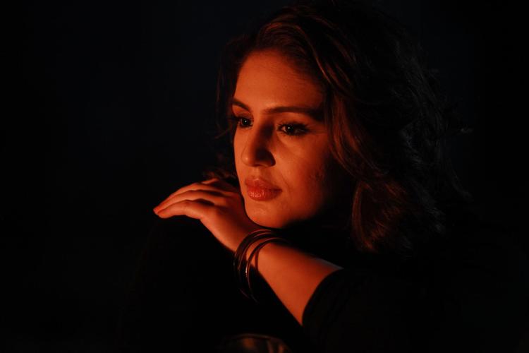 Huma Qureshi horror look