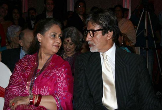 Amitabh Bachchan And Jaya Bachchan's PDA Moments | Bollywood Bubble